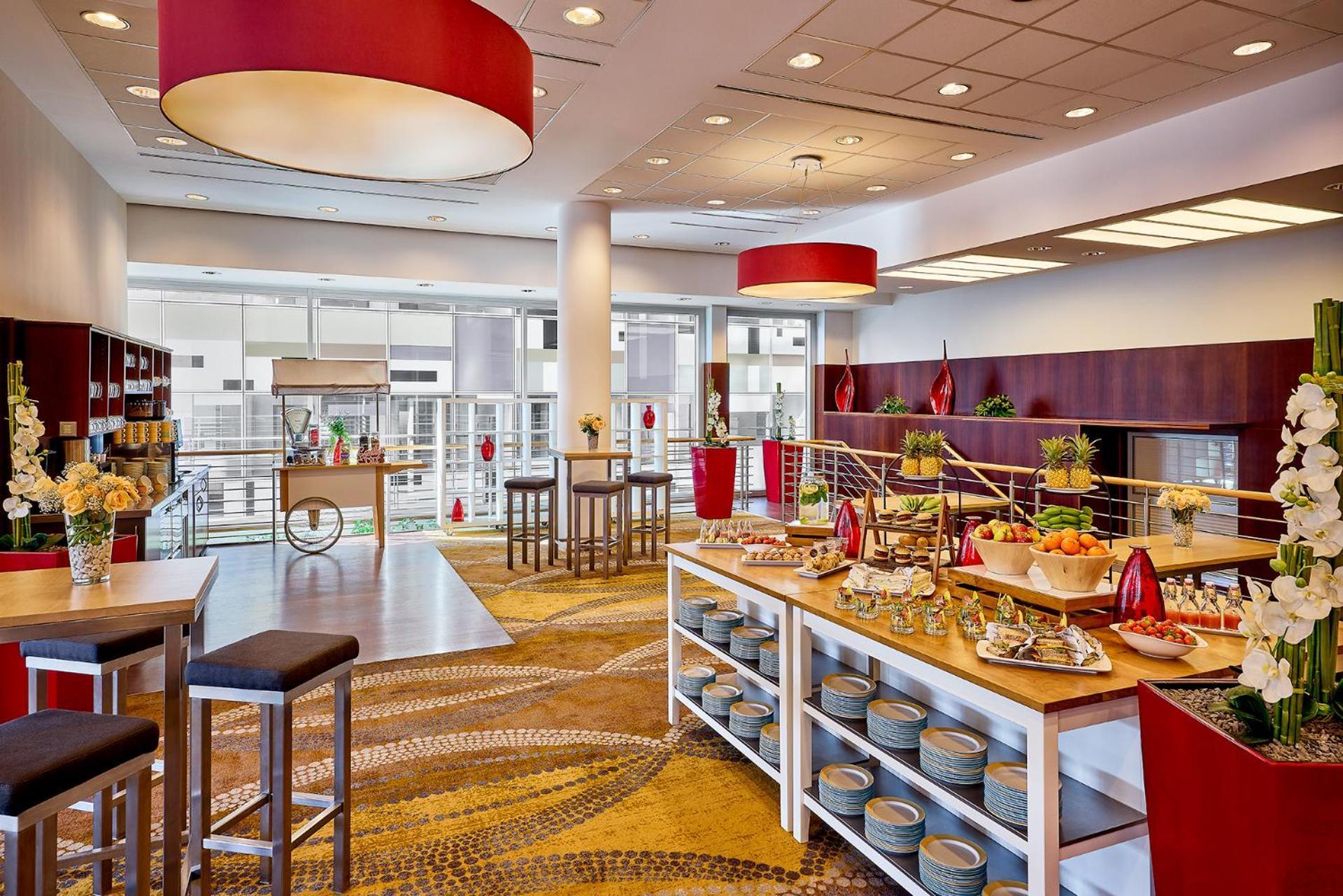 Courtyard By Marriott Duesseldorf Hafen Hotel Exterior foto